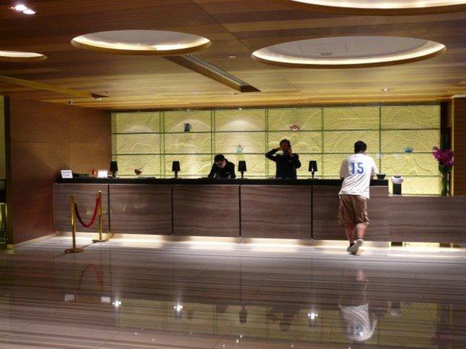 Rezeption  Novotel Hong Kong Nathan Road Kowloon