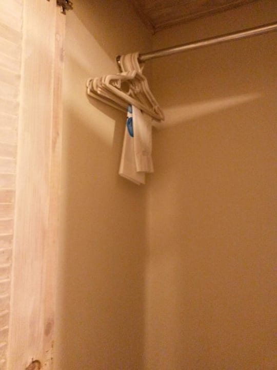 Schrank Villas Bavaro Resort & Spa