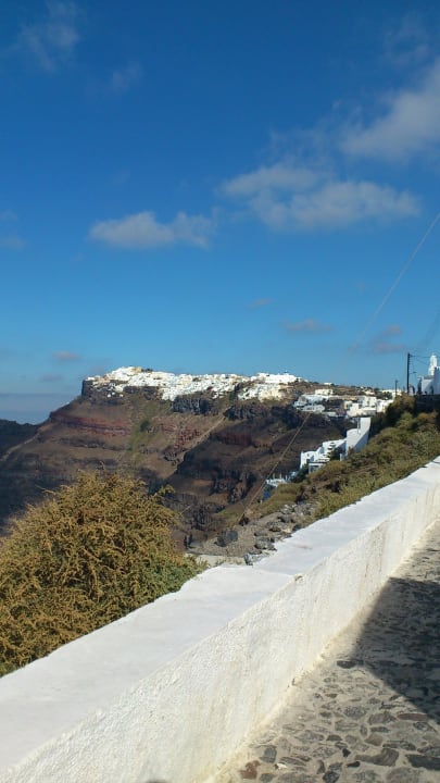 Blick Richtung Thira Lilium Santorini Hotel