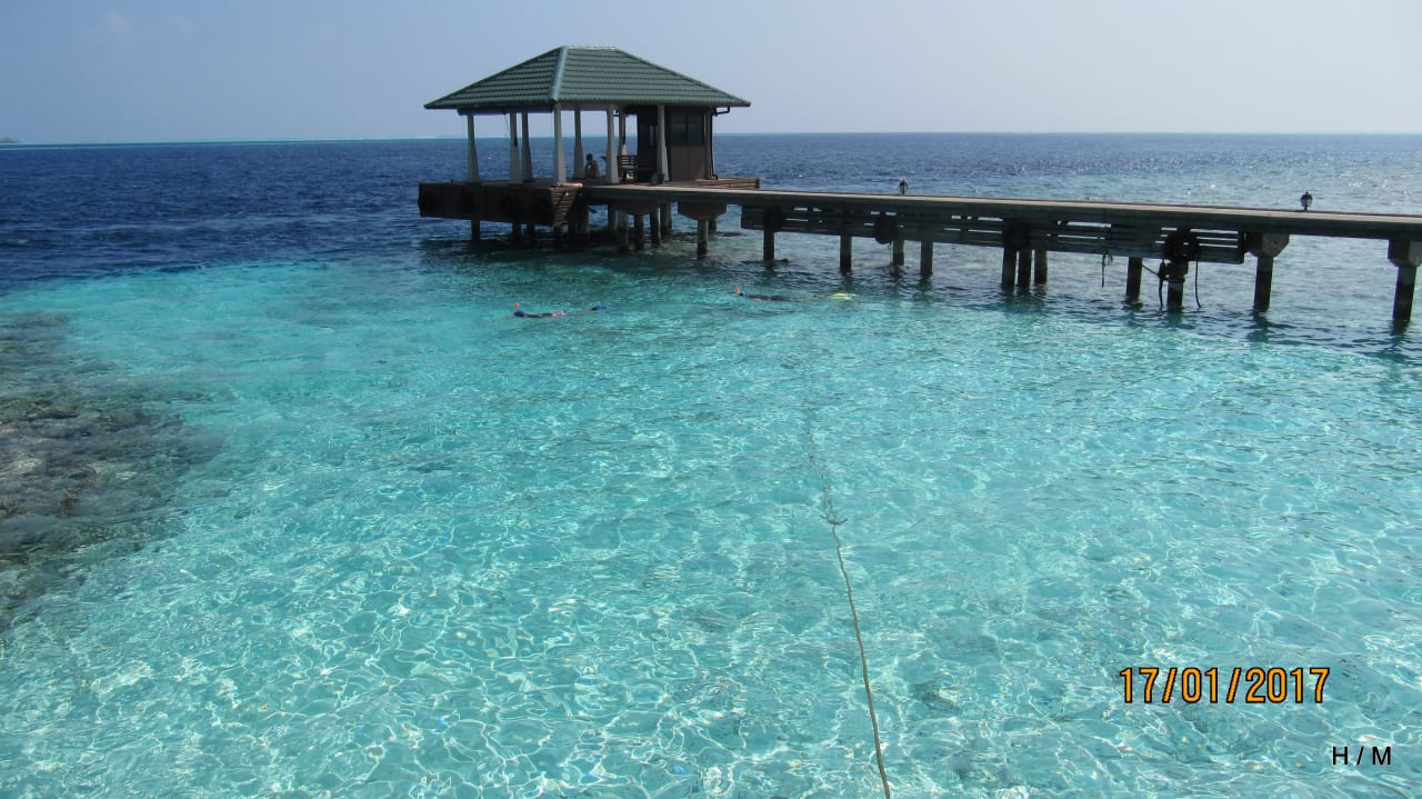 Strand Embudu Village