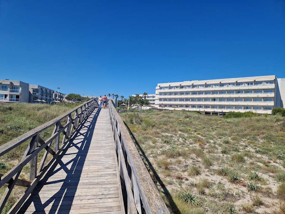 Außenansicht Eix Platja Daurada Hotel & SPA