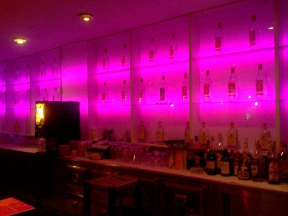 Strand-/Poolbar HARPIN Happy Days Beach Hotel