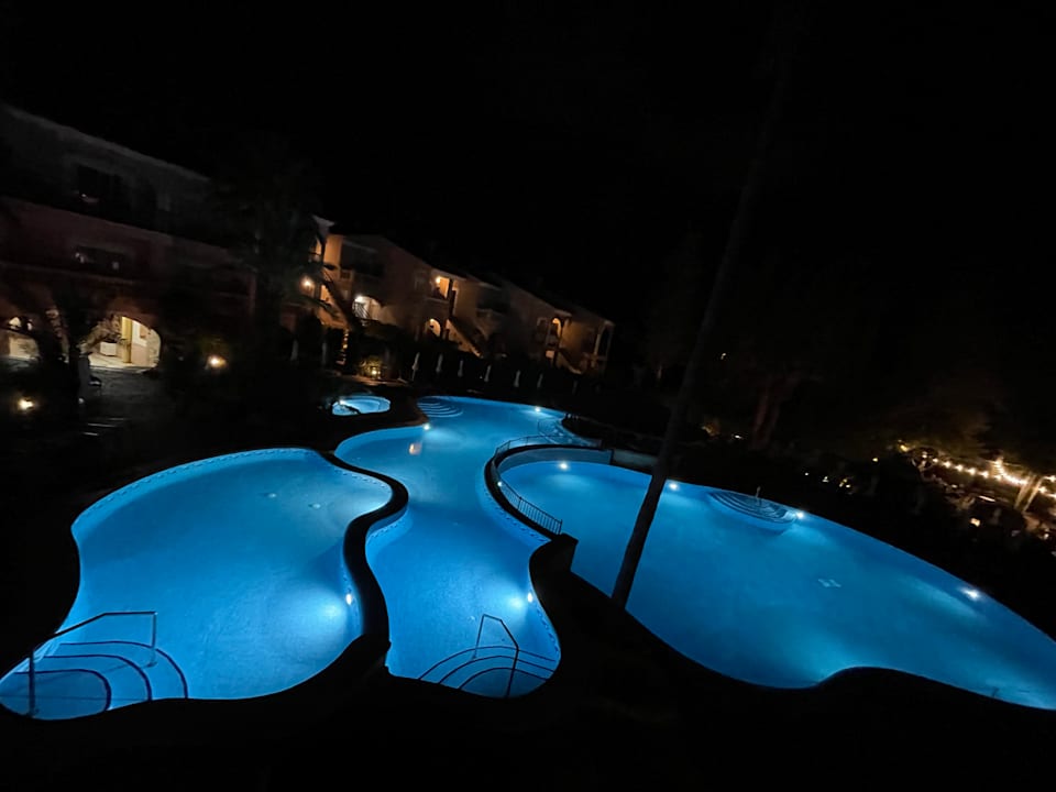 Pool R2 Lago Playa Park