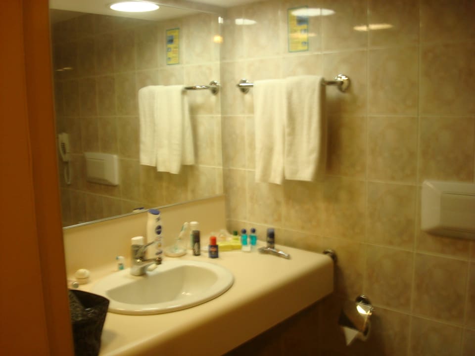 Bad Salamis Bay Conti Resort Hotel & Casino