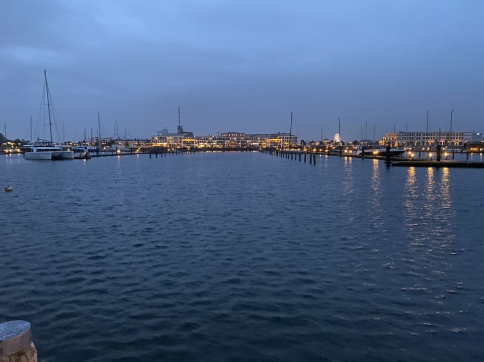 Außenansicht Hotel Yachthafenresidenz Hohe Düne
