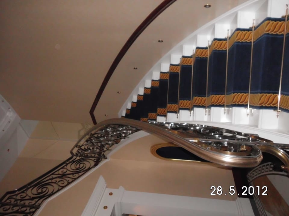 Treppe ins Obergeschoss Burj Al Arab