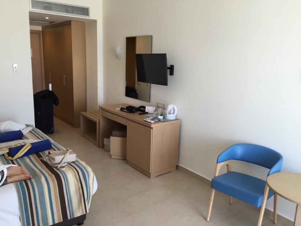 Zimmer Asterias Beach Resort