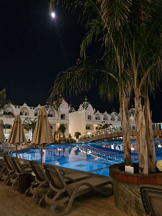 Pool Oz Hotels Side Premium