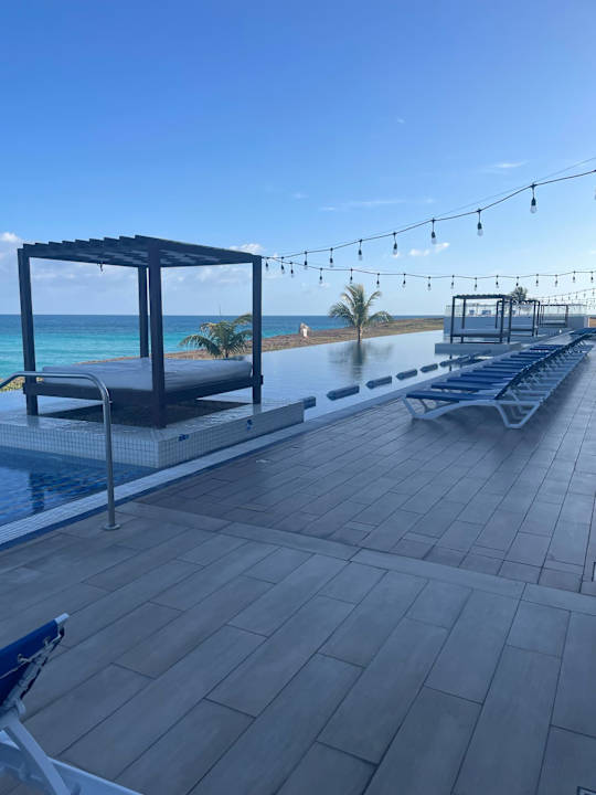 Pool Playa Vista Azul