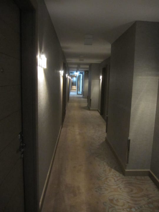 Sehr schöner Flur TITANIC Comfort Berlin Mitte
