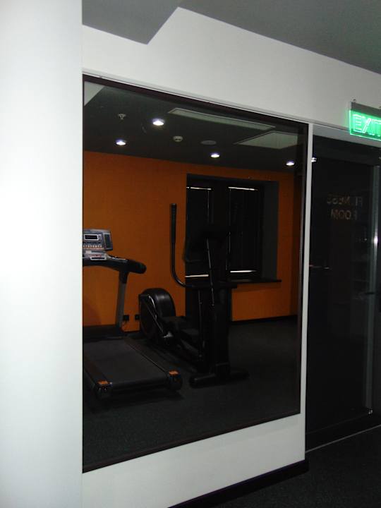 Sport & Freizeit Ramada Encore by Wyndham Tashkent