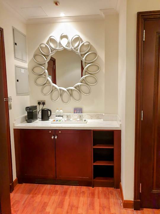 Zimmer Ajman Saray, a Luxury Collection Resort