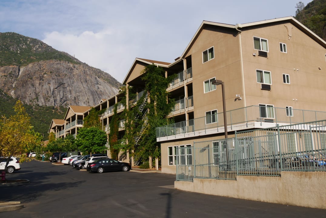 Außenansicht Hotel Yosemite View Lodge