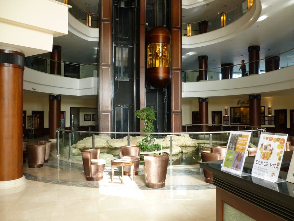 Die Ebene zum Restaurant Stella Di Mare Beach Hotel & Spa, Sharm El Sheikh