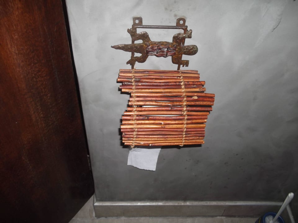 Toilettenpapierhalter Okaukuejo Camp