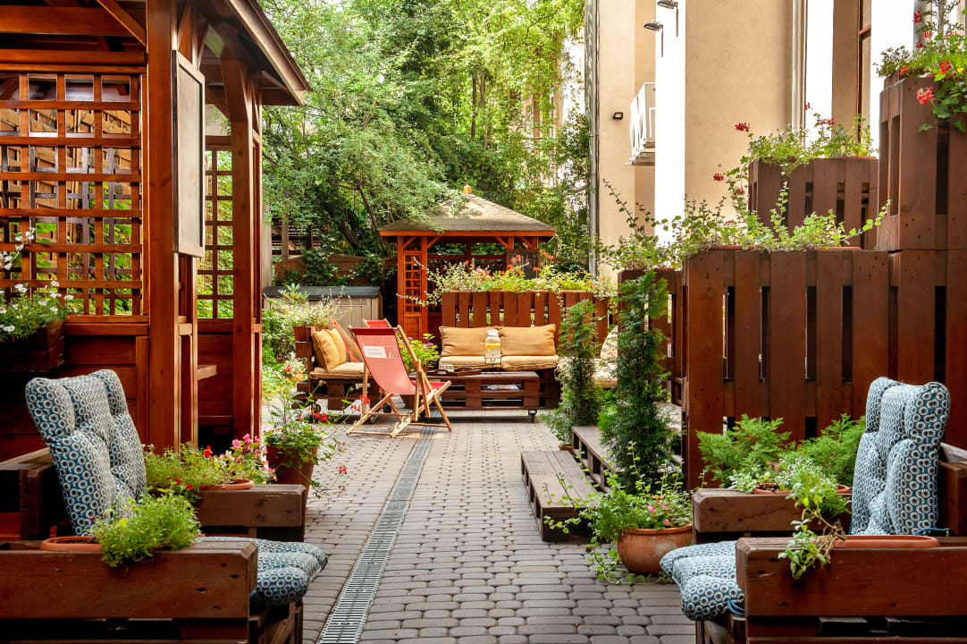 Gartenanlage Hotel Amber Design