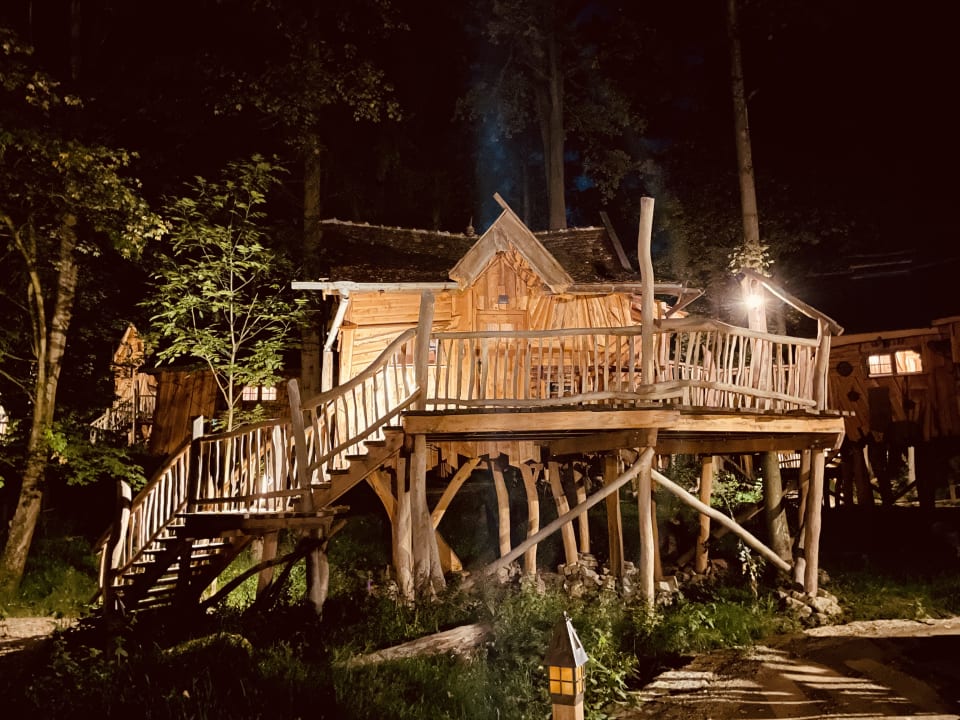 Außenansicht Natur-Resort Tripsdrill