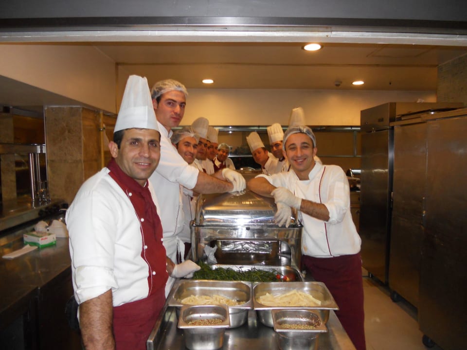 Küchenbrigade Trendy Aspendos Beach Hotel