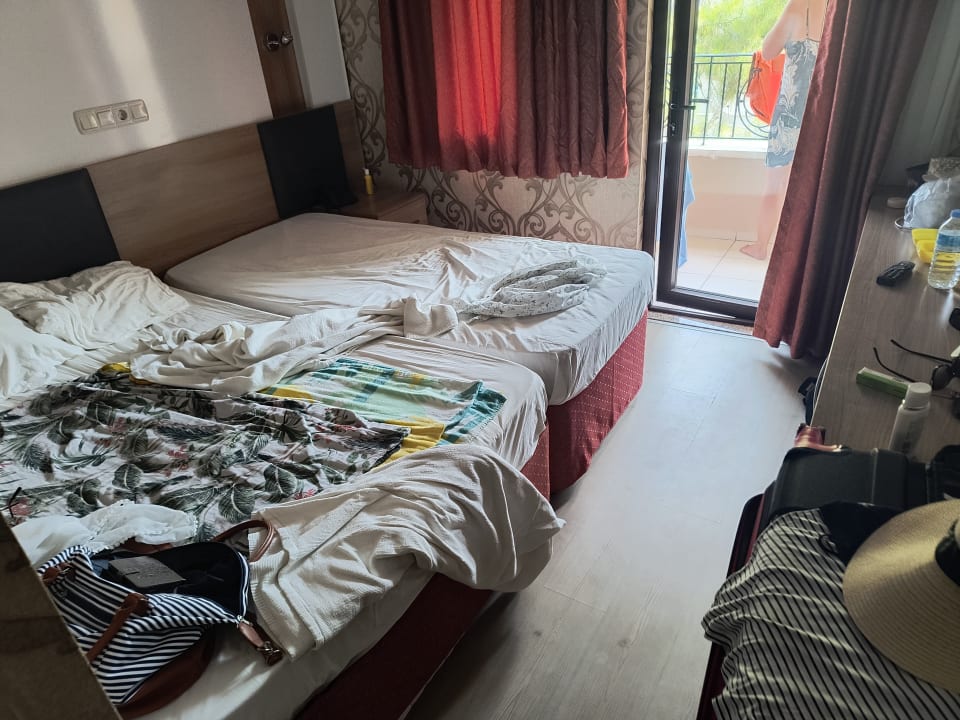 Außenansicht Aleria Belport Beach Hotel