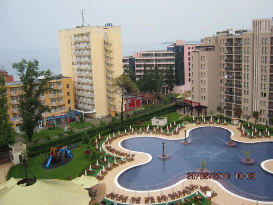 Большой бассейн Barceló Royal Beach