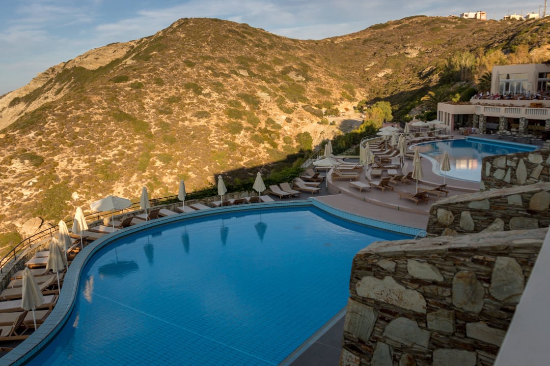 Relaxpool Athina Palace Resort & Spa