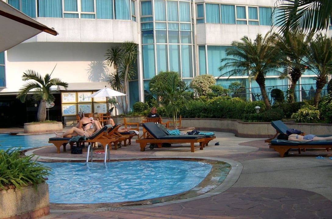 Pool Hotel Windsor Suites & Convention