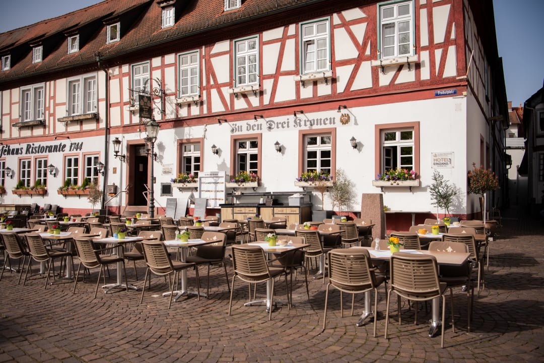 Außenansicht Hotel Zu den Drei Kronen