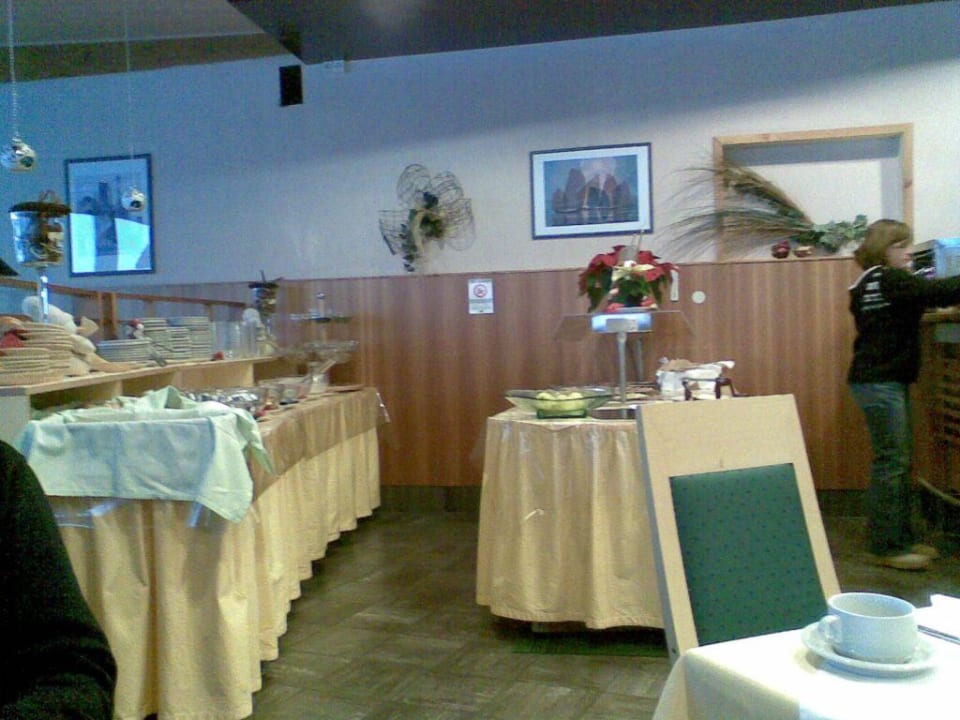 Buffet Glacier Hotel Grawand