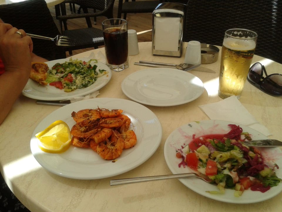 Mittagessen an Strandbar Sentido Trendy Verbena Beach