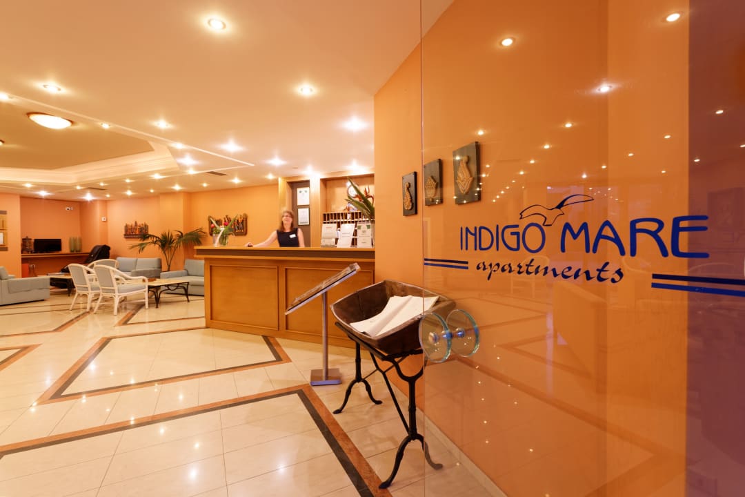 Lobby Hotel Indigo Mare