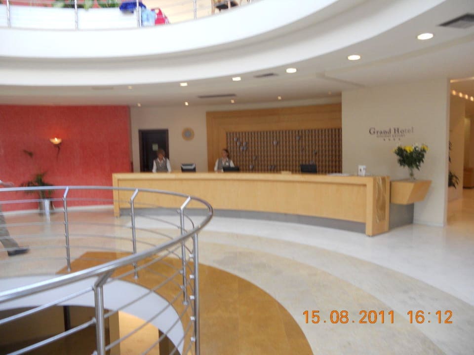 Die Rezeption Grand Hotel Holiday Resort