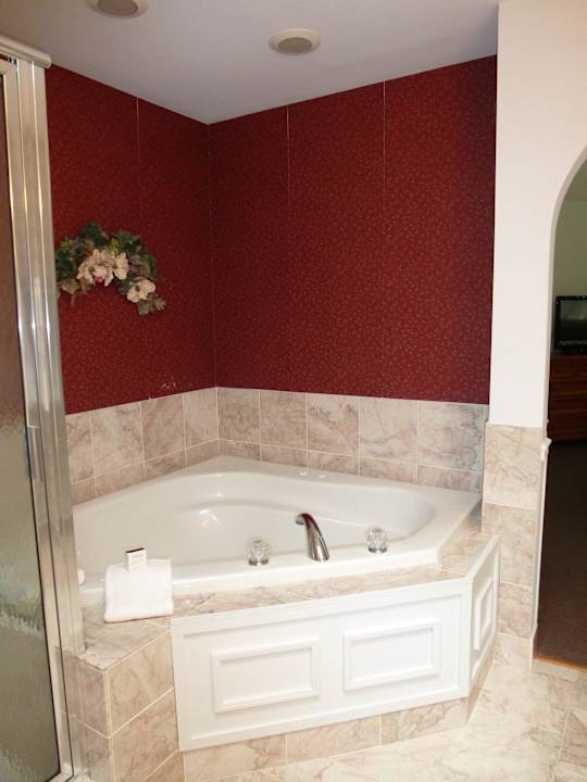 Country Suite, großes Bad Eight Gables Inn