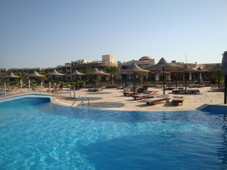 Piscina Bliss Nada Beach Resort