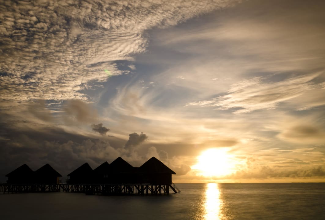 Sunrise  Mirihi Island Resort