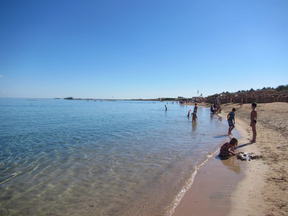 Берег моря Jaz Makadi Oasis Resort