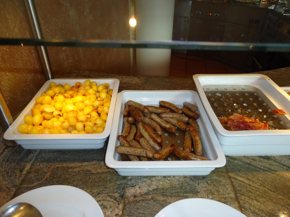 Frühstücksbuffet Leonardo Hotel Hamburg Airport