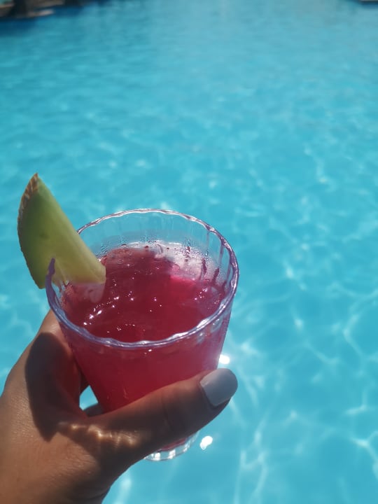 Pool Titanic Royal