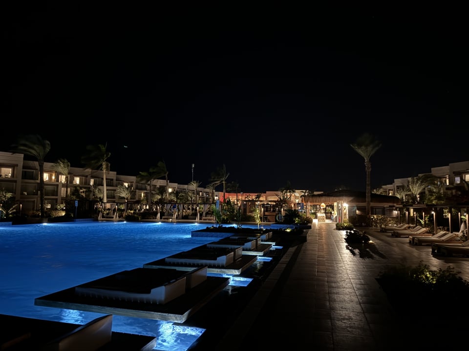 Pool Steigenberger Resort Ras Soma