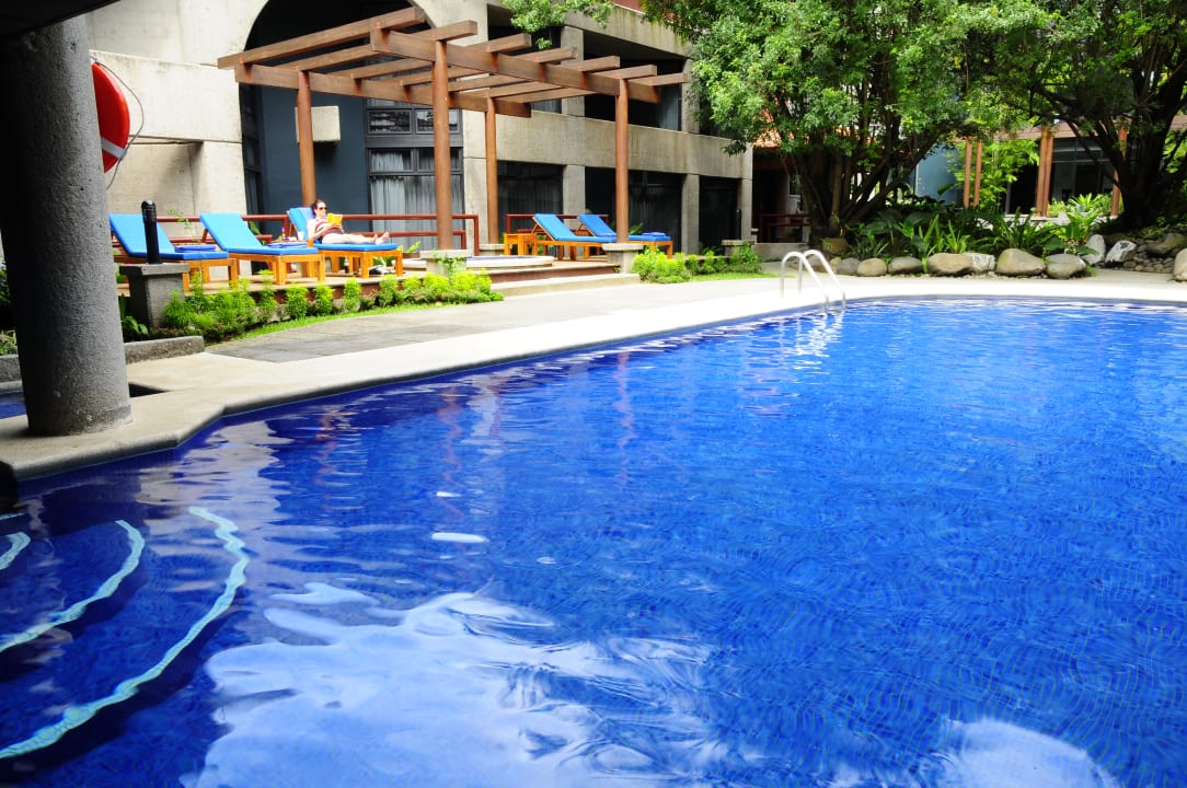 Pool Radisson Hotel San Jose COsta Rica