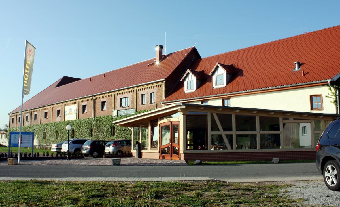 Neue Außenansicht  März - 2013 Hotel Sonnekalb