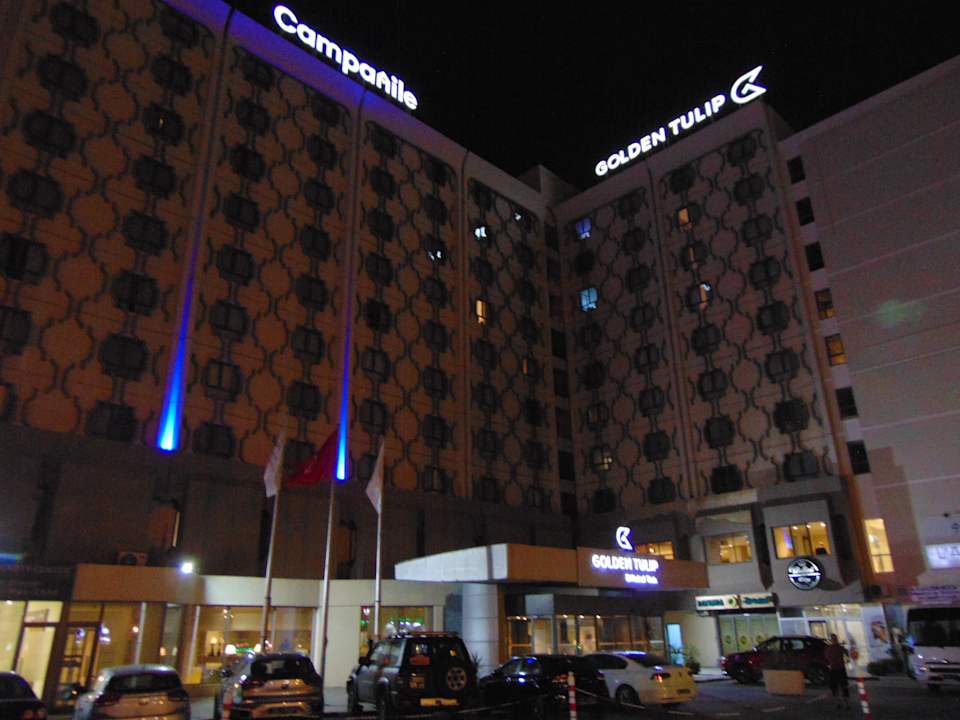 Außenansicht Hotel Golden Tulip El Mechtel