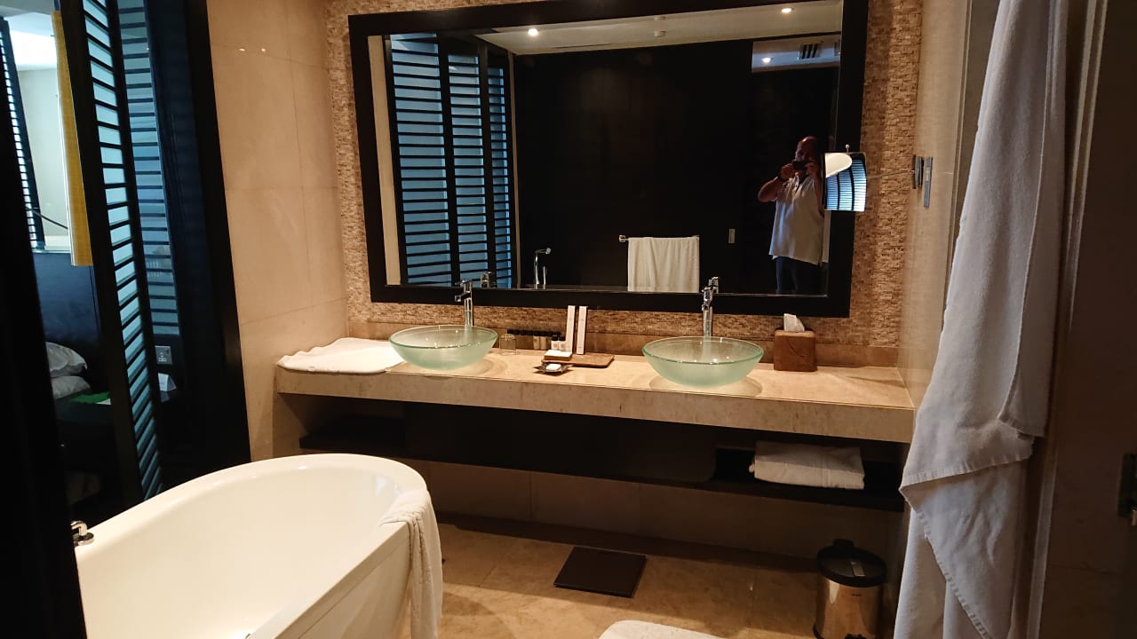 Zimmer Rixos The Palm Hotel & Suites