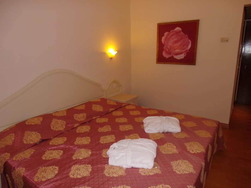 Bett Hotel Kalithea Mare Palace