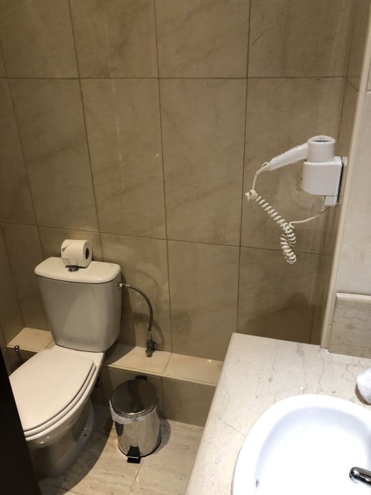 Zimmer Sandy Beach Resort