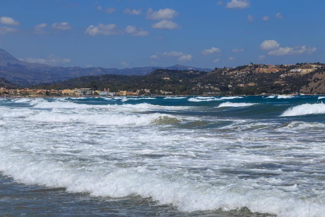 Auch mal Wellen HARPIN Georgioupolis Resort Aquapark & SPA