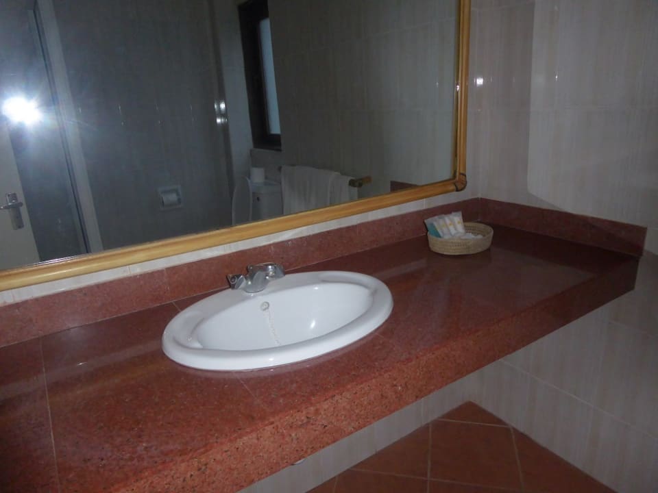 Zimmer Neptune Village Beach Resort & Spa