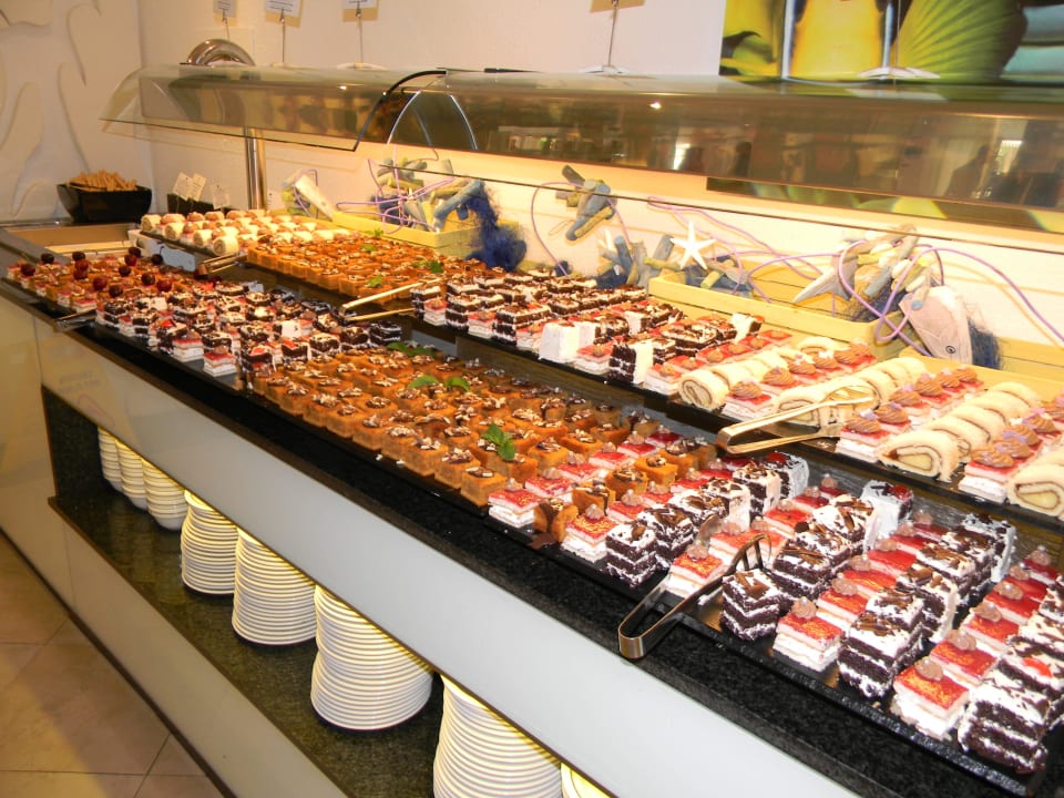 Nachspeisenbuffet Iberostar Waves Ciudad Blanca