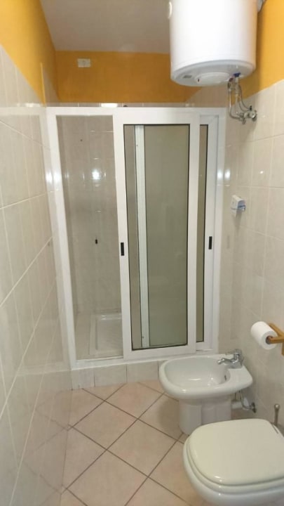 modernes Badezimmer Villa Giada Resort