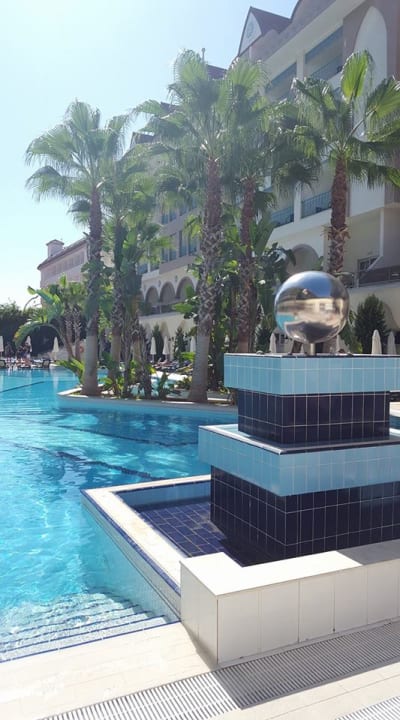 Pool Side Crown Palace