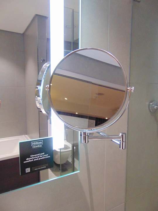 Zimmer Legend Hotel Lagos Airport, Curio Collection By Hilton